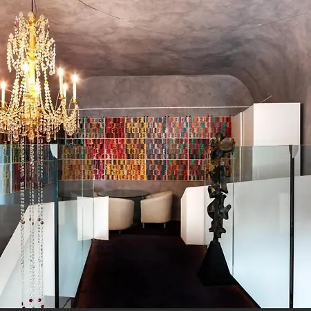 Domus Vivenda *